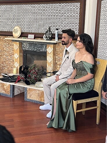 Diğer TRANSPARAN TAŞLI ABİYE