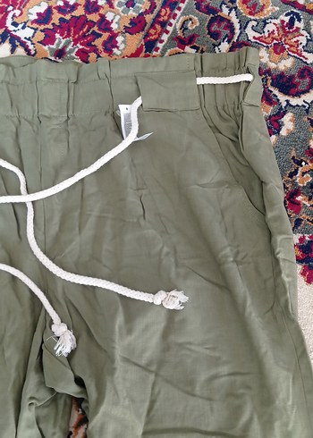 Kadın Kemerli Bol Kesim Uzun Kumaş Pantolon - Görsel 2