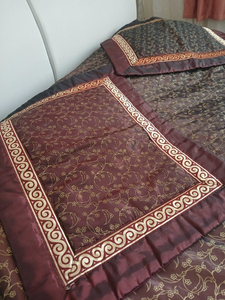 Borda renkli i Nakışlı Yatak Örtüsü - Görsel 3