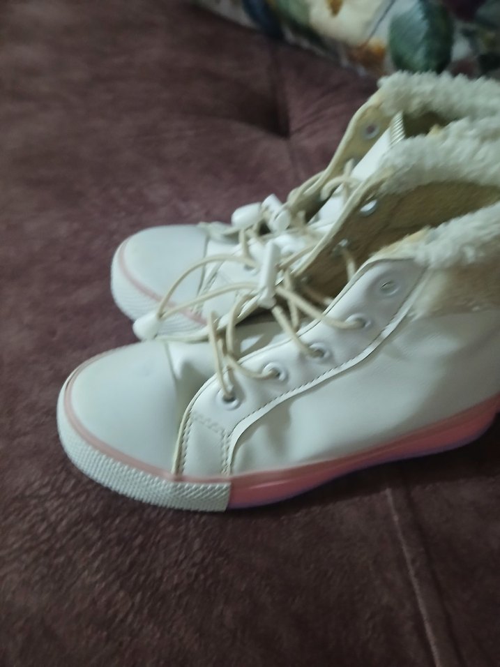 Beyaz converse Kürklü Spor Ayakkabı civil marka - Görsel 2