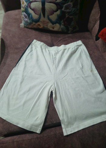 Erkek çocuk 12_13 yaş Manchester United Şort yeni - Görsel 2