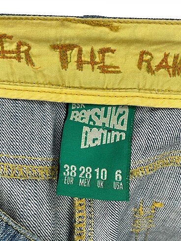 38 Beden çeşitli Renk Bershka Mini Etek %70 İndirimli.
