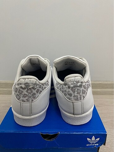 38,5 Beden beyaz Renk Adidas Superstar 38.5 Orjinal