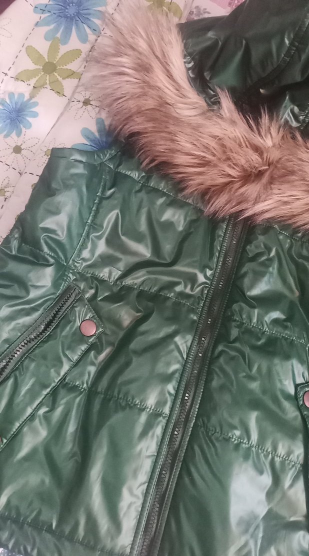 Kadın Parlak Yeşil Kürklü Ceket - Görsel 2