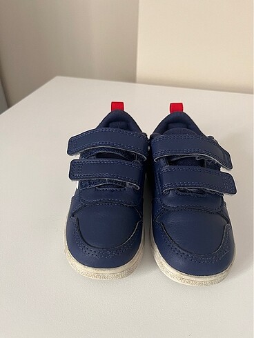 Adidas Adidas çocuk ayakkabısı