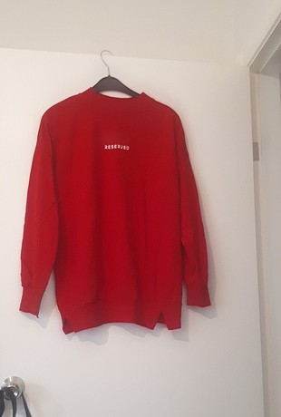 Kırmızi sweatshirt