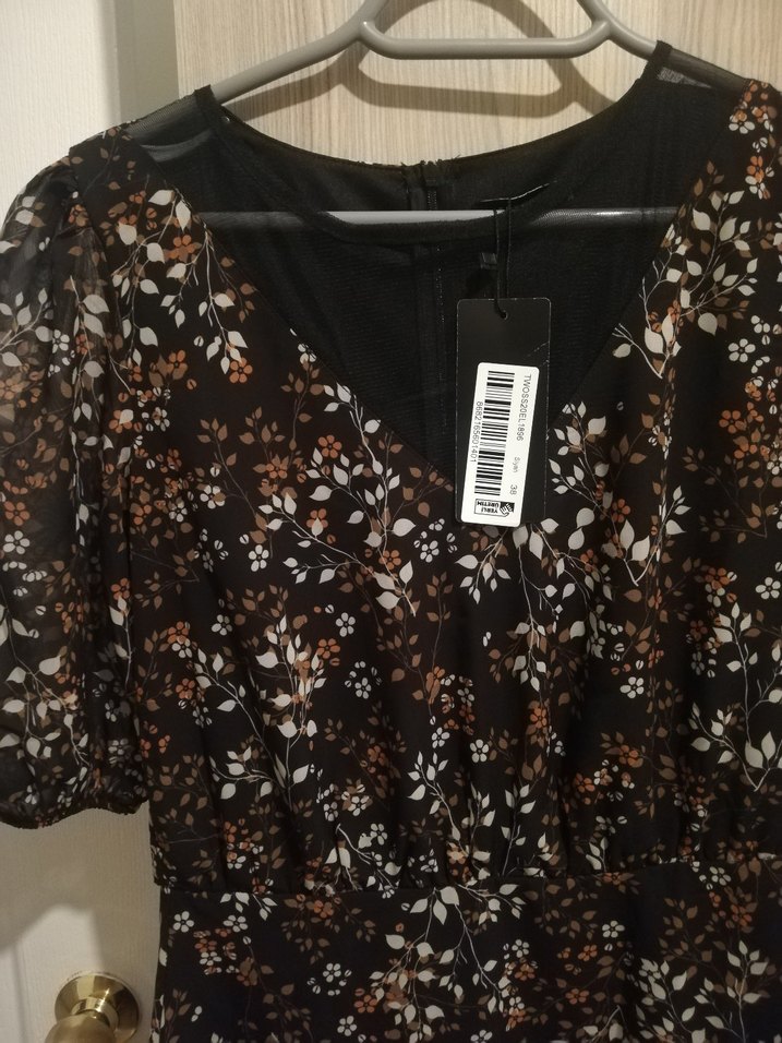 Siyah Çiçekli Günlük Elbise - Görsel 2