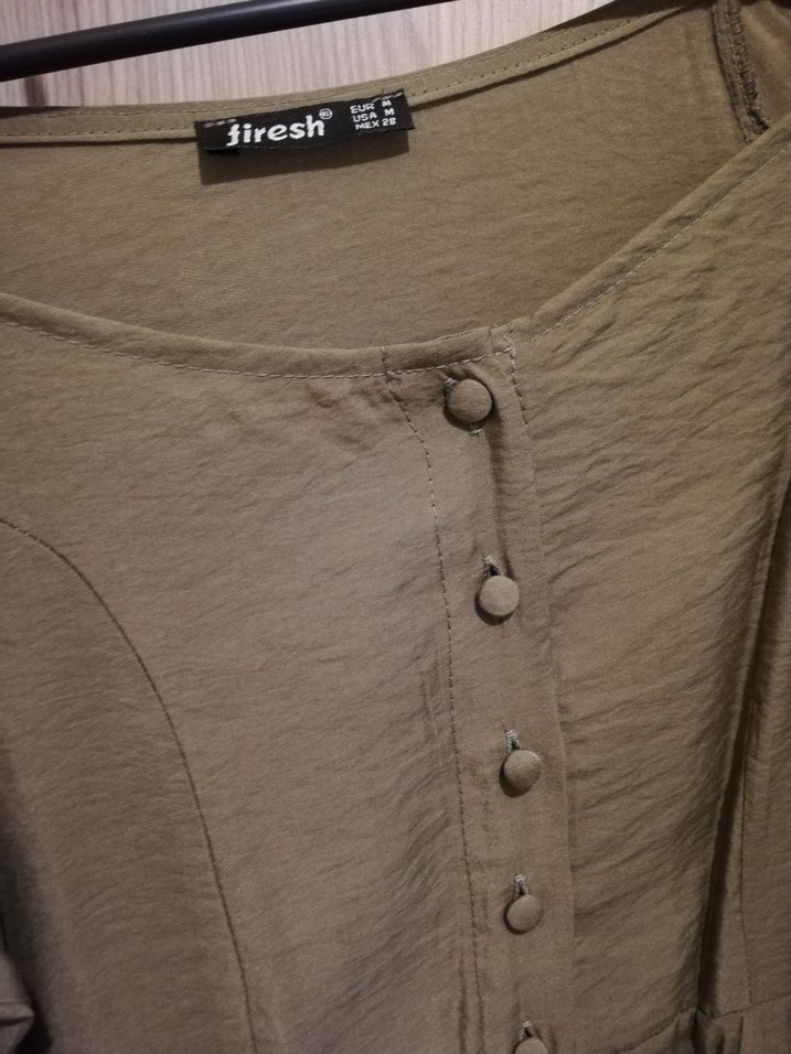 Düğmeli V Yaka Keten Elbise - Görsel 3