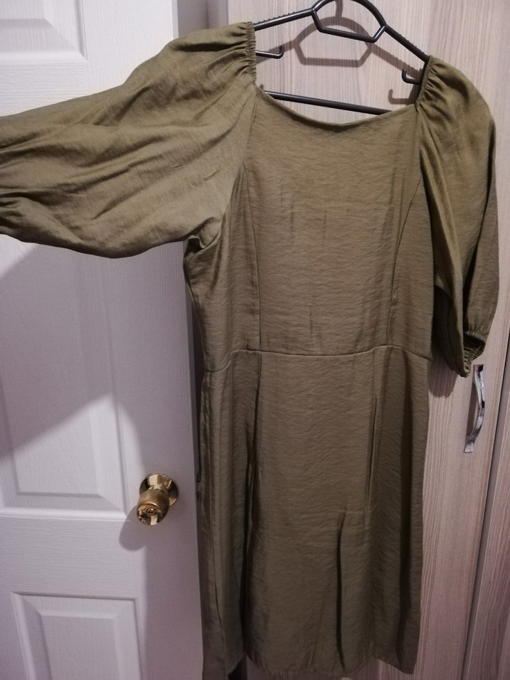 Düğmeli V Yaka Keten Elbise - Görsel 5