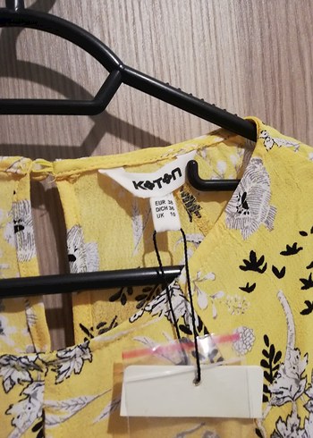 Sarı Çiçekli Bluz - Görsel 2