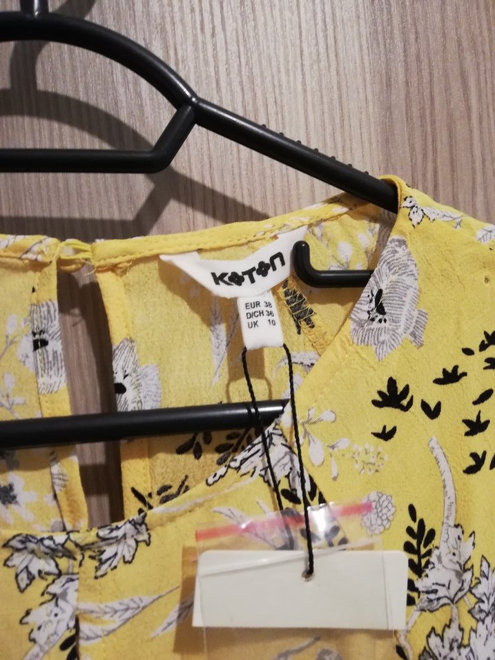 Sarı Çiçekli Bluz - Görsel 2