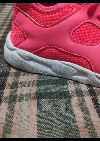 Pembe Bağcıklı Kadın Spor Ayakkabı - Görsel 4