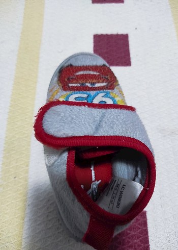 Erkek Çocuk Gri Nakışlı Sıcak Ev Terliği 26 numara - Görsel 4