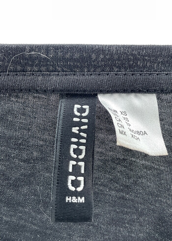 H&M T-shirt %70 İndirimli. - Görsel 4