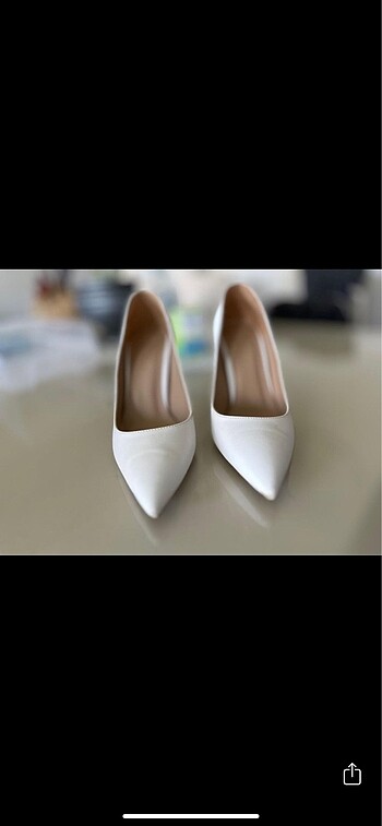 Marjin Beyaz stiletto