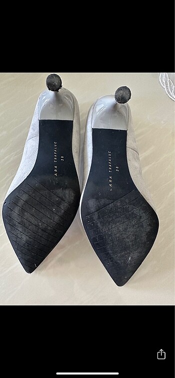 Gri stiletto