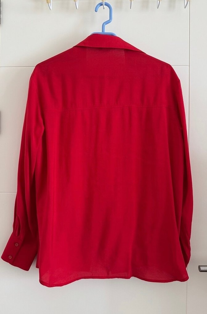Kırmızı Düğmeli Uzun Kollu Kadın Gömlek - Görsel 3