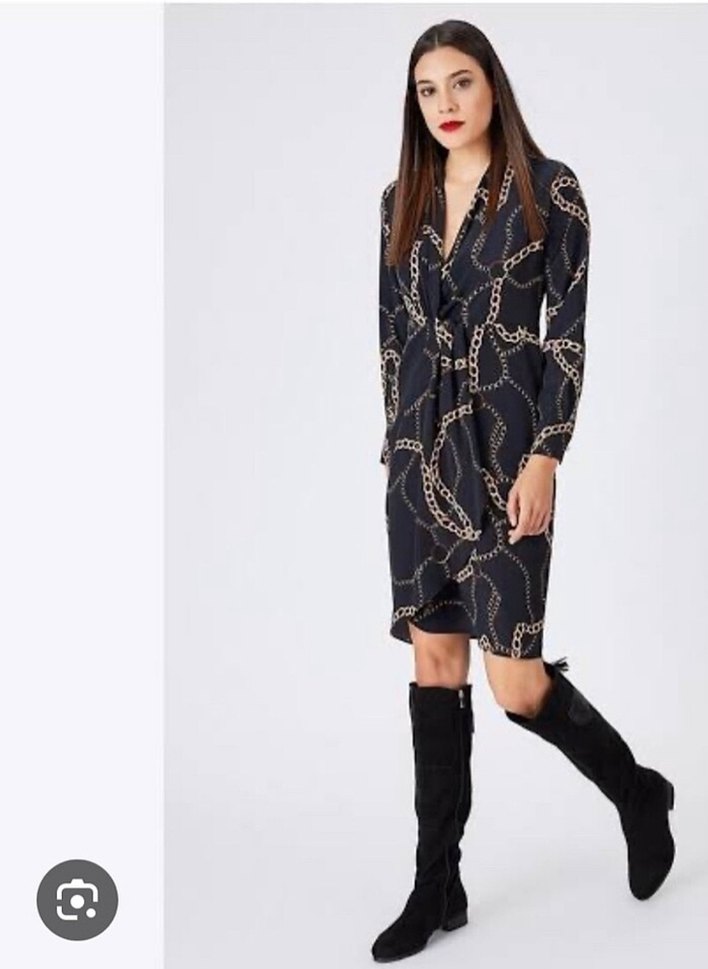 Zincir Detaylı Siyah Uzun Kadın Elbise - Görsel 4