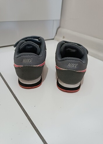 22 Beden Nike Spor ayakkabı