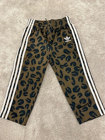 2 Yaş Beden haki Renk Eşofman Takımı Adidas (2 Yaş)