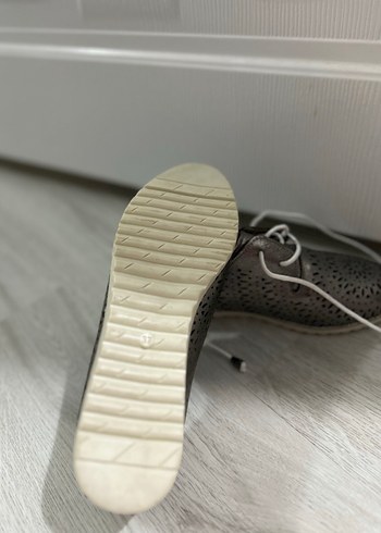 37 Beden Gri Metalik Bağcıklı Kadın Ayakkabı
