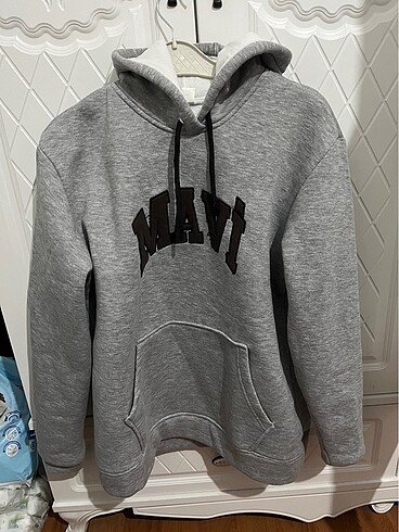 Kapsonlu sweat
