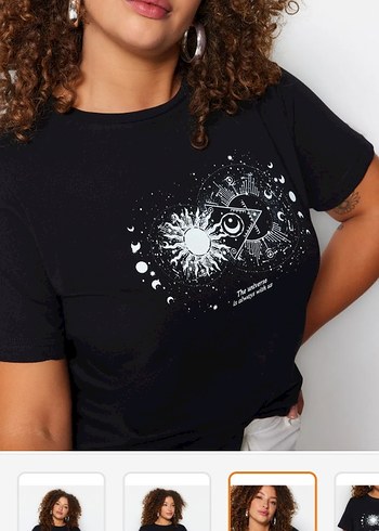 Siyah Baskılı Büyük Beden Tişört - Görsel 3