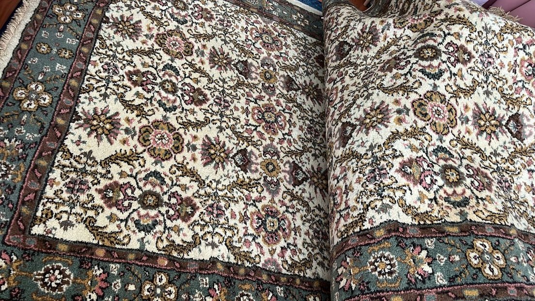 Çok Renkli Klasik Desenli Yün Halı - Görsel 2