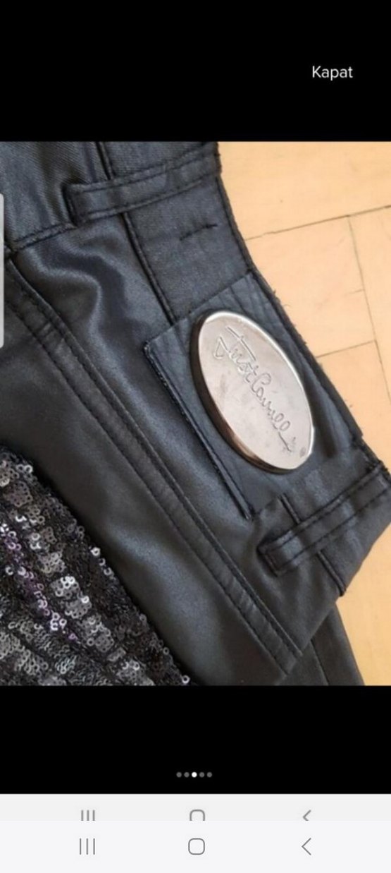 Düğmeli Siyah Baskılı Kadın Kot Pantolon - Görsel 2