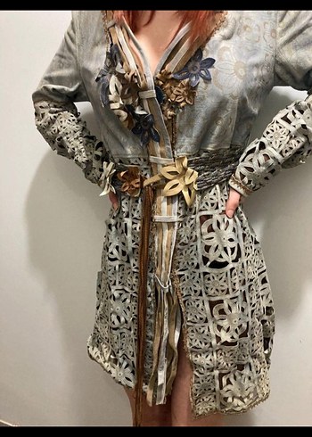 Nakışlı, Kemerli Bohem elbise veya trenckot - Görsel 2