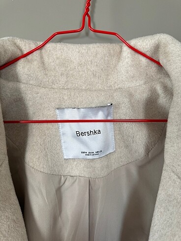 m Beden Bershka kaban