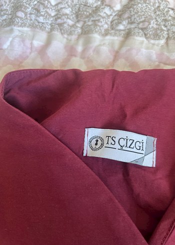 universal Beden Bordo düğmesiz gömlek