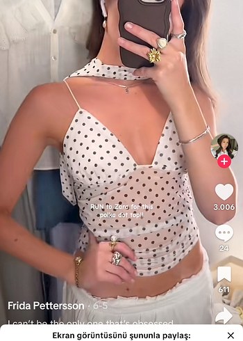 Zara V Yaka Puantiyeli Beyaz Crop Top