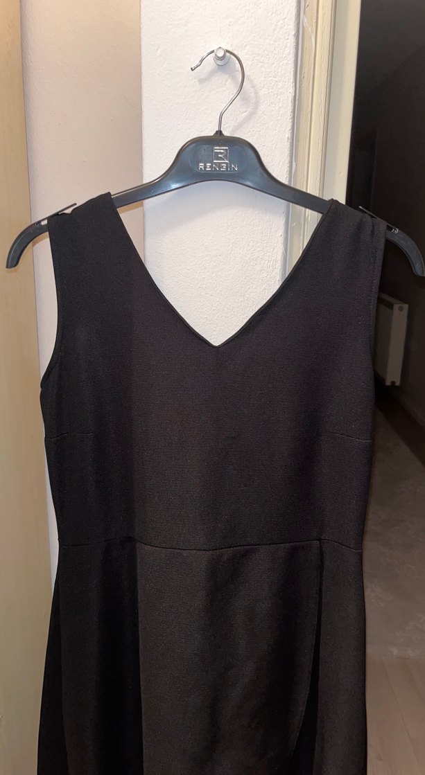 Siyah Uzun V Yakalı Drapeli Kadın Elbise - Görsel 2