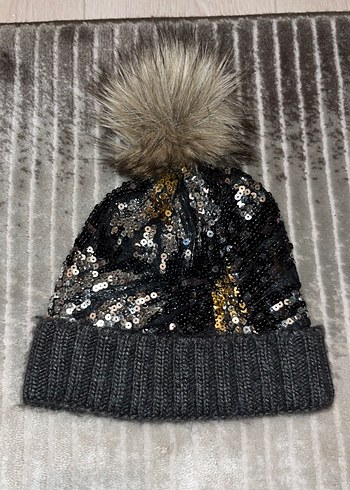 Kürk Detaylı Gri Payetli Kadın Bere - Görsel 2