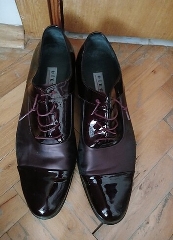 Bordo rugan ayakkabi 