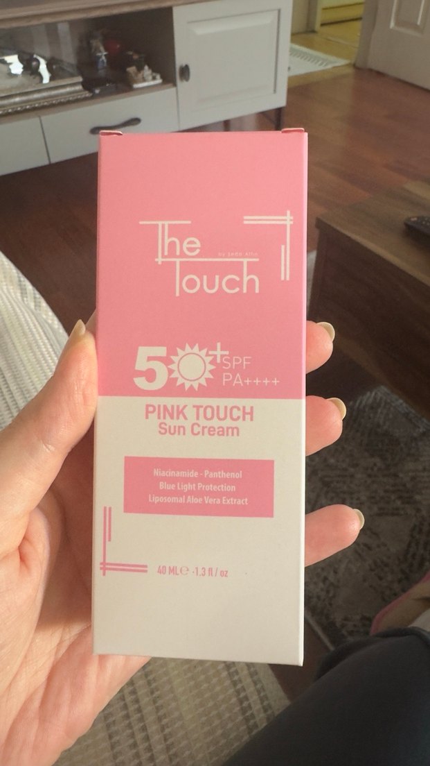 The Touch Pembe Tonlu Güneş Kremi SPF 50 - Görsel 4