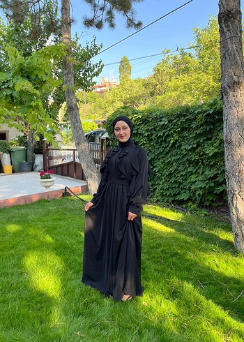 Birgül Bektaş Siyah Royal elbise
