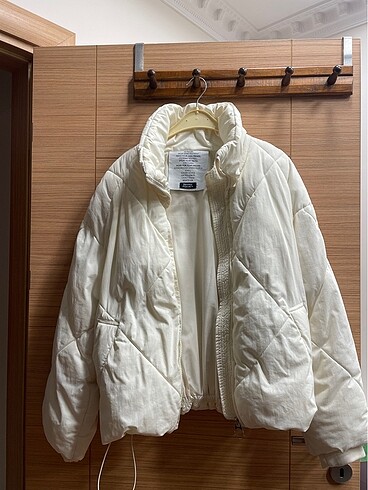 Bershka Mont