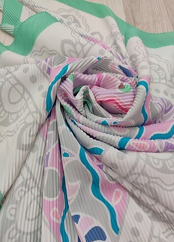 Pileli eşarp - Görsel 4