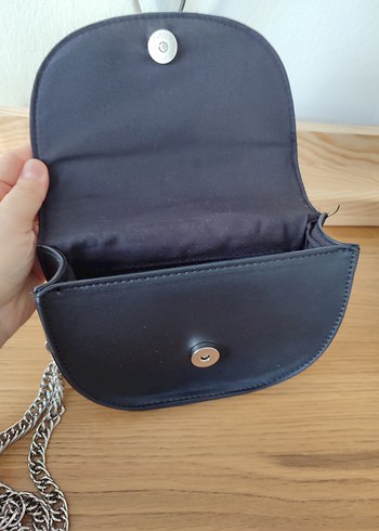 Ufak Stradivarius Çanta - Görsel 3