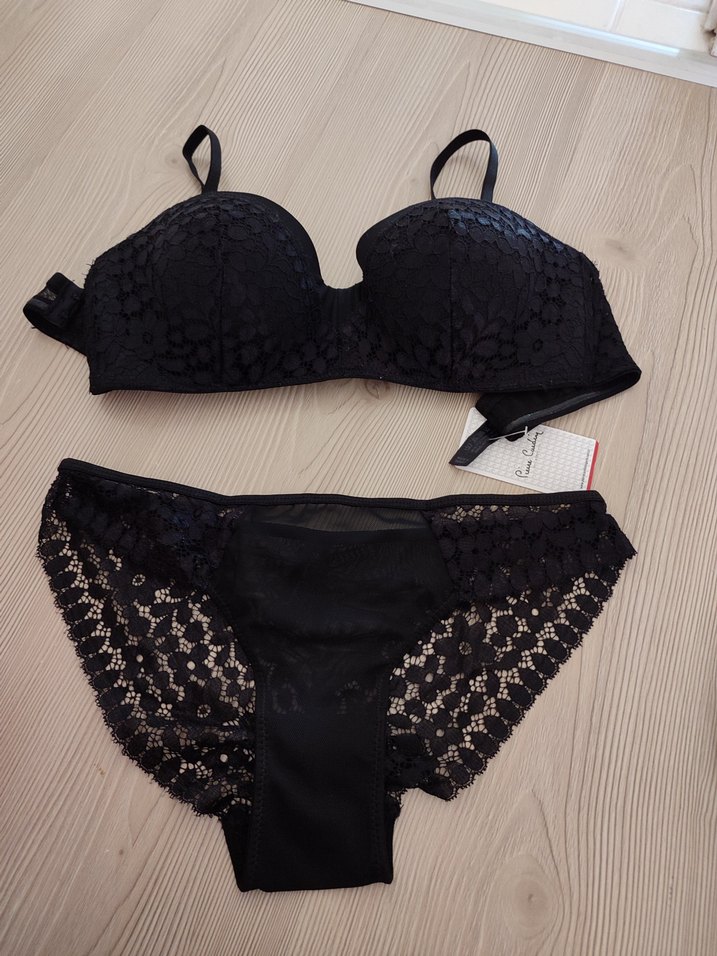 Siyah Dantelli Gotik Mini Sütyen Takımı - Görsel 2