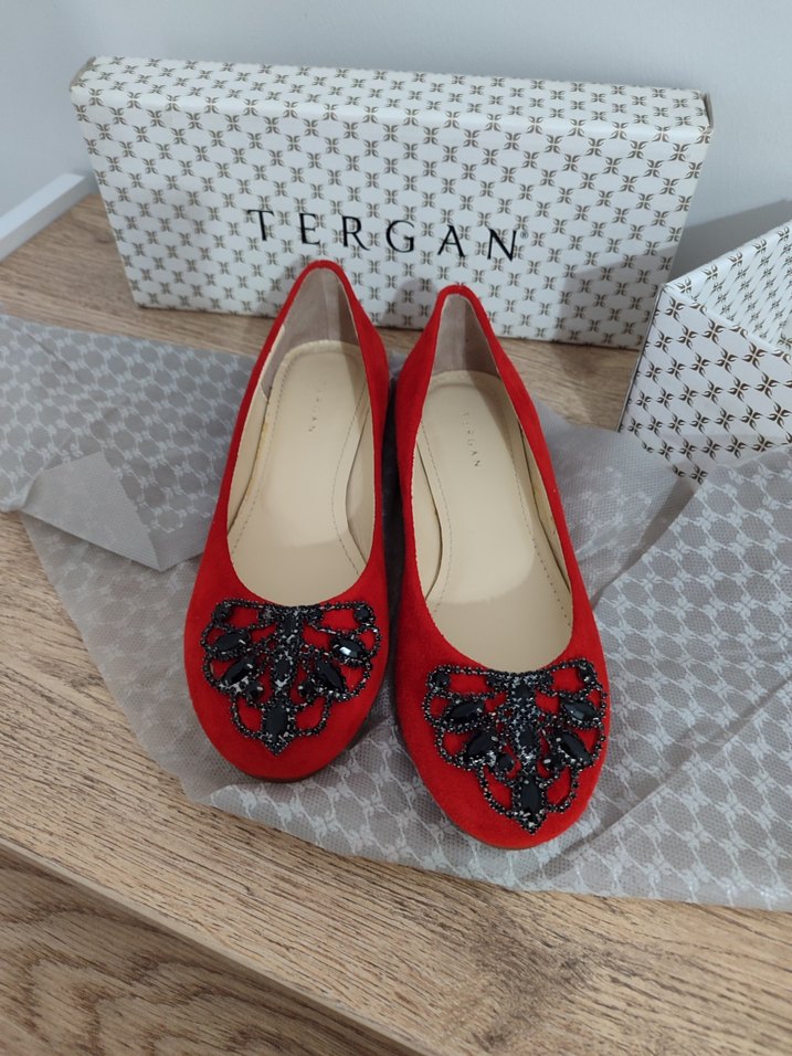 Kiremit  İşlemeli Kadın Babet - Görsel 2