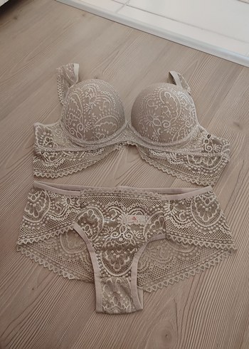 Nakışlı mint yeşil Vintage Sütyen Takımı