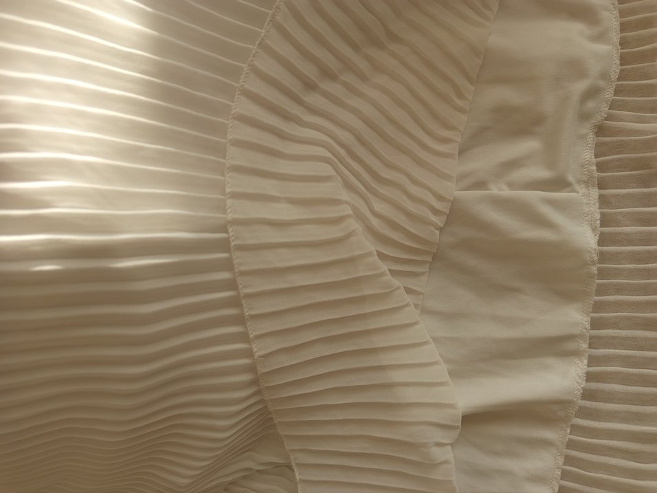 Bej Pileli Midi Kadın Etek - Görsel 3