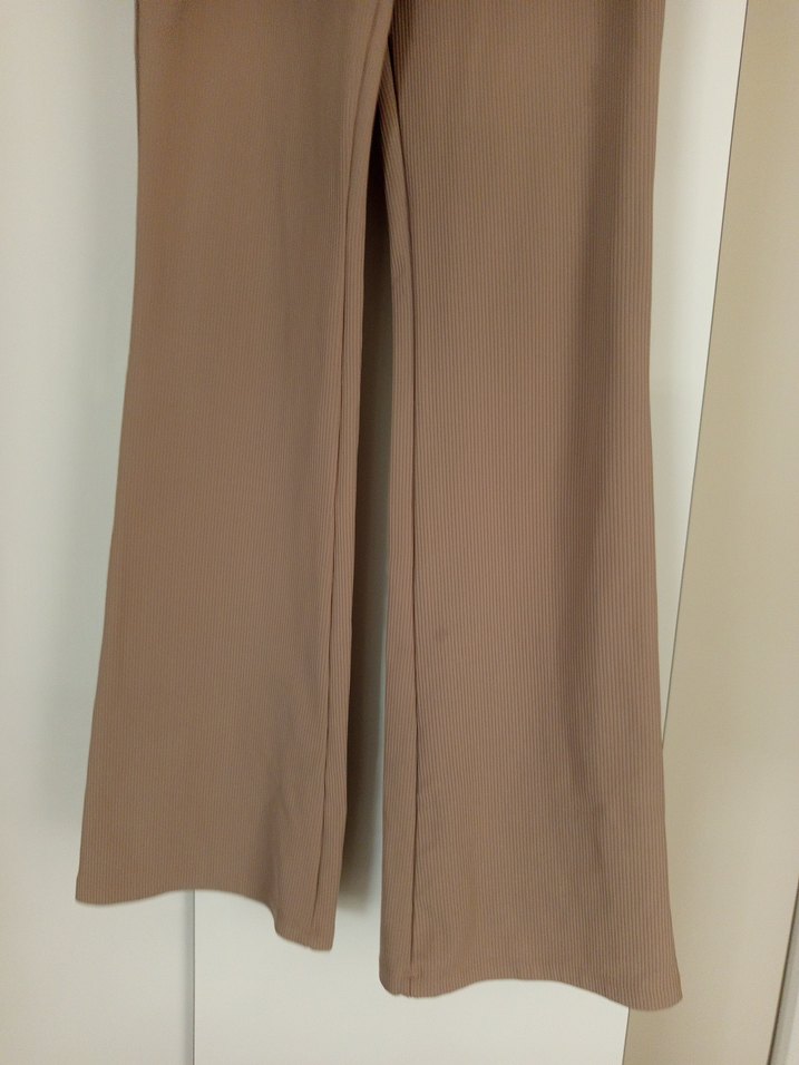 Düğmeli Bej Kadın Kumaş Pantolon - Görsel 3