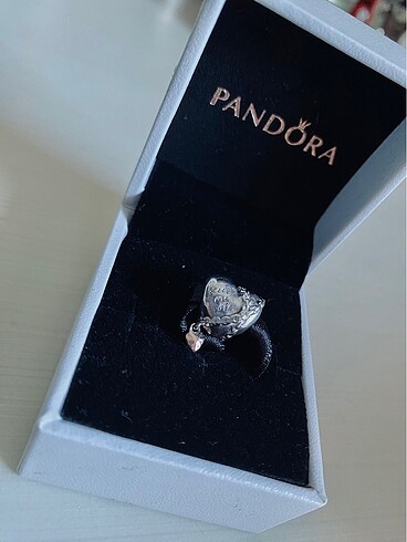 Pandora Pandora sertifikalı charm