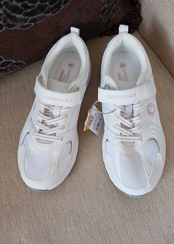 Beyaz Spor Ayakkabı - Görsel 2