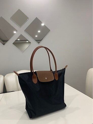  Beden Longchamp Çanta