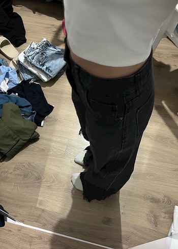 s Beden Kadın Siyah Yırtmaçlı Bol Kesim Midi Kot Pantolon